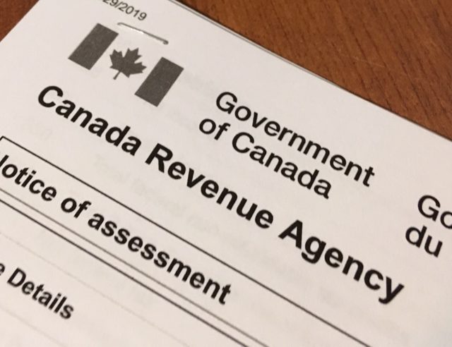 Tax time confusion has Canadians delaying their filing this year