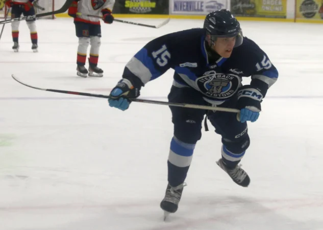 Quebec-born forward puts pen to paper with Prince George Spruce Kings