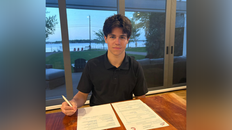 Prince George Cougars sign 2008 born forward from Minnesota