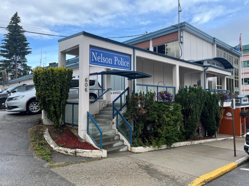 Nelson Police execute high-risk warrant on View Street