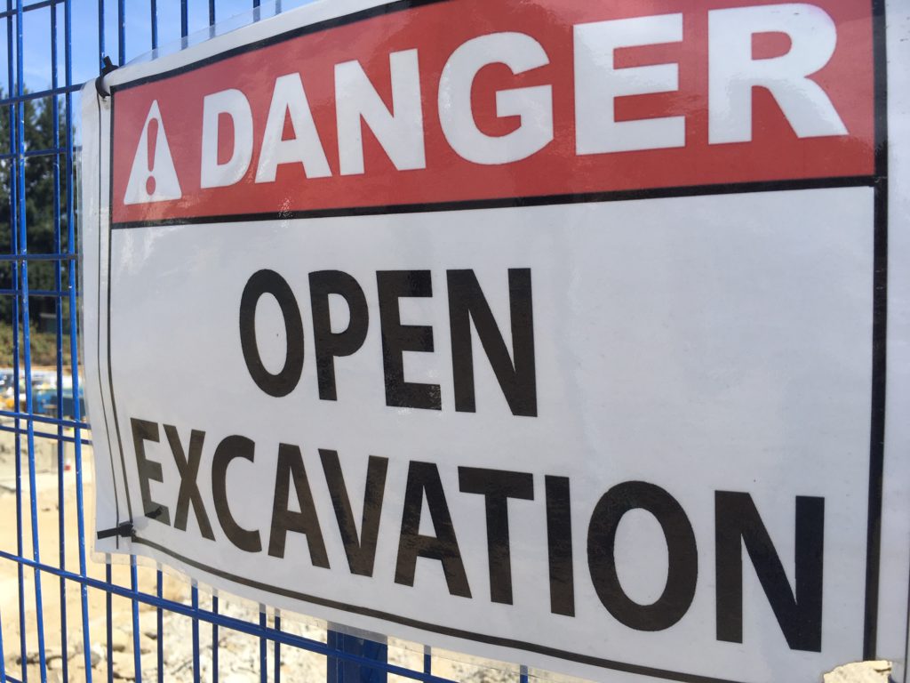 10-month water and sewer project will slow traffic on Hammond Bay Road 