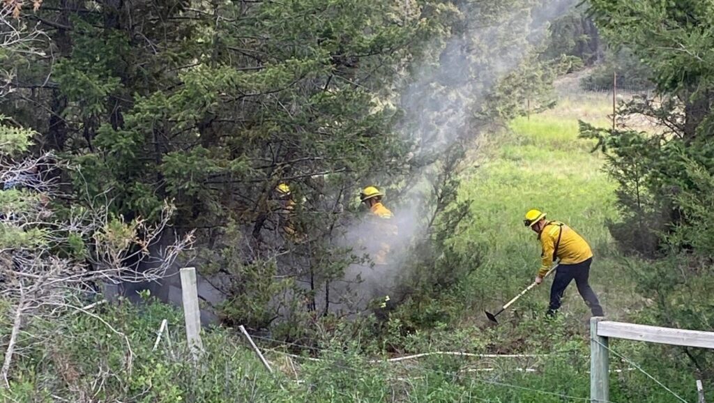 Columbia Valley grass fire snuffed out