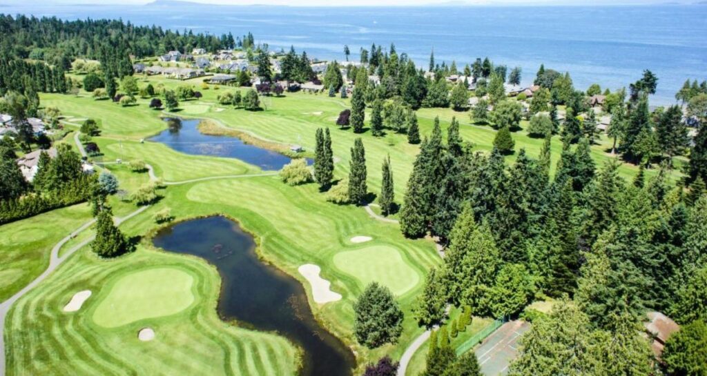 Qualicum Beach considering Eaglecrest Golf Course purchase and development