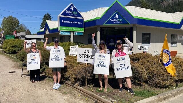 Castlegar, Slocan Park credit union workers reject employers latest offer