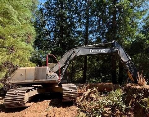 Stolen excavator recovered in Malahat, West Shore RCMP 