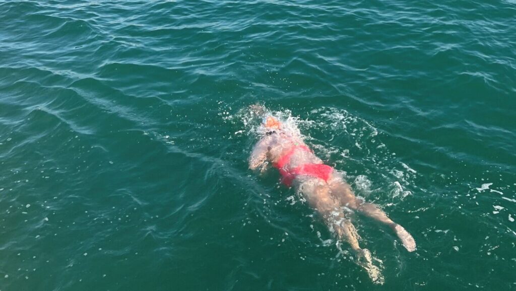 Rossland mom checks off English Channel swim