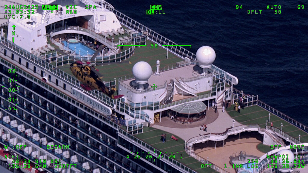 19 Wing Comox assists U.S. Coast Guard in medevac from a cruise ship off Washington coast