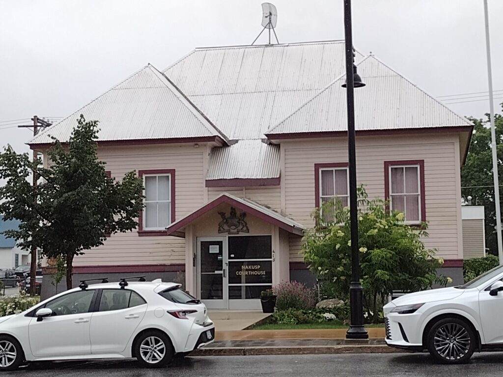 Trial set in alleged assault near Edgewood ostrich farm