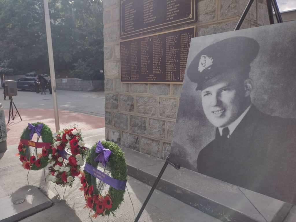 Lt. Robert Hampton Gray remembered in Trail