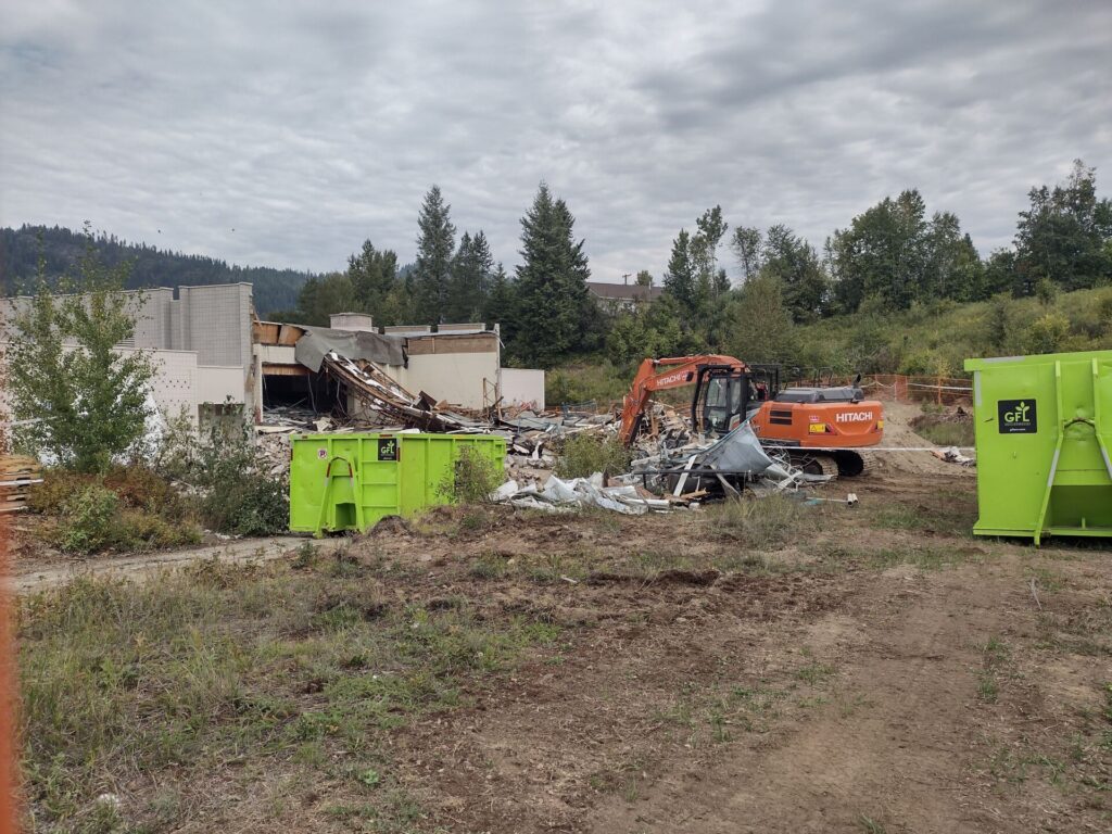 Beaver Valley Middle School demo begins