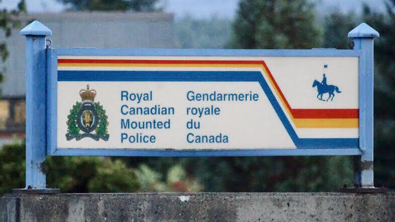 Man arrested after serious assault near Lewis Park Sunday