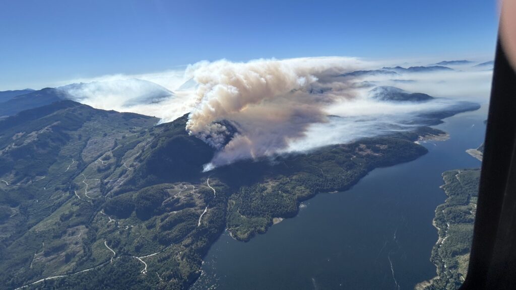 Heavy rain lowers Mount Underwood fire behaviour, affects slope stability