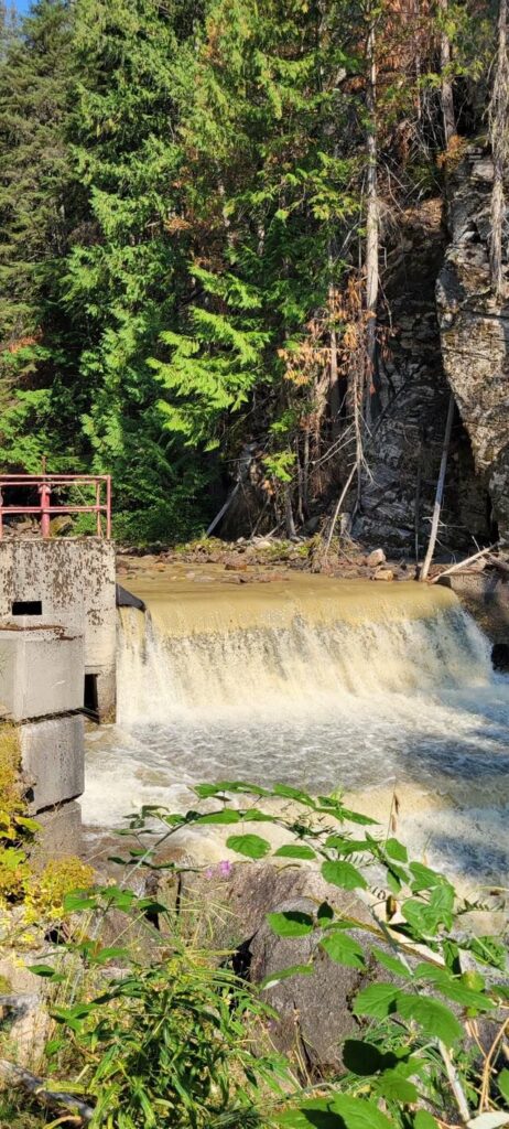 Elevated water restrictions issued in Village of Slocan