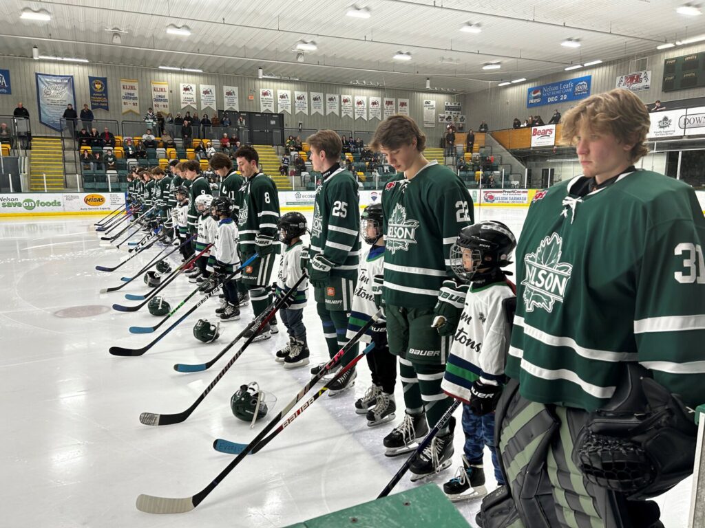 Nelson Leafs coach prepares for puck drop