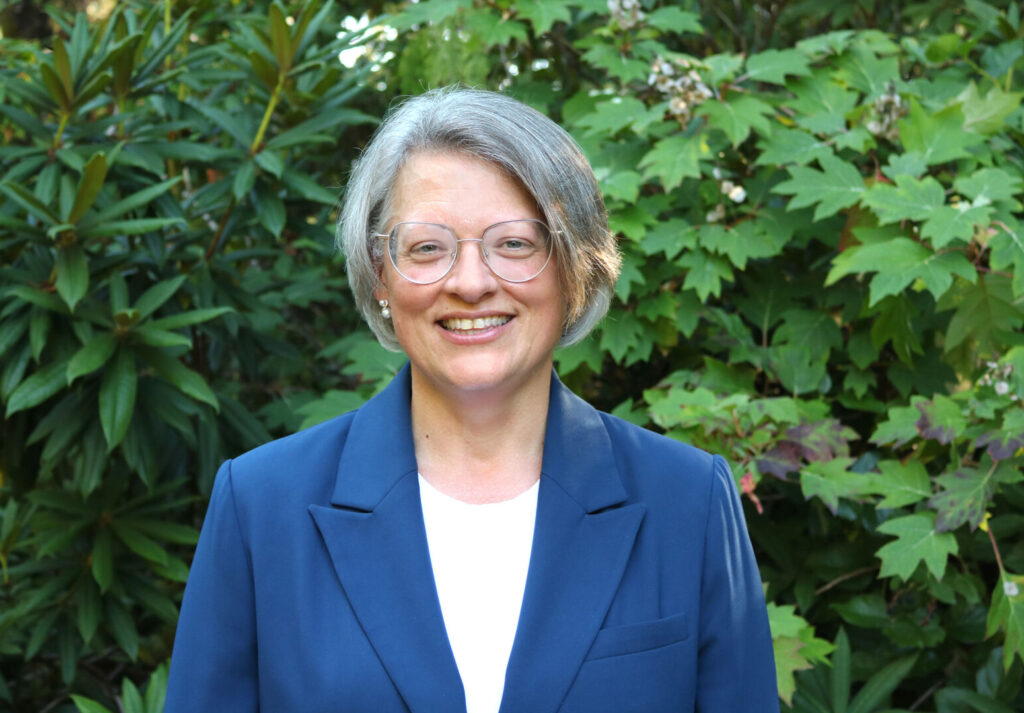 CBABC installs Cowichan Valley lawyer as president 