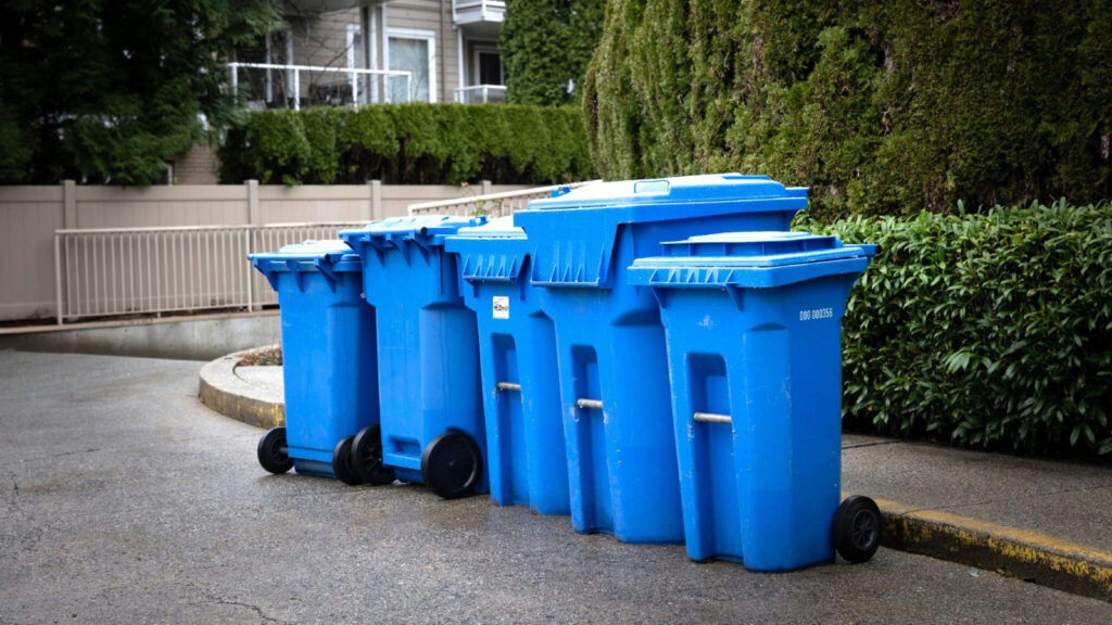 New curbside recycling services in Red Bluff and Lhtako Dene Nation to begin in October