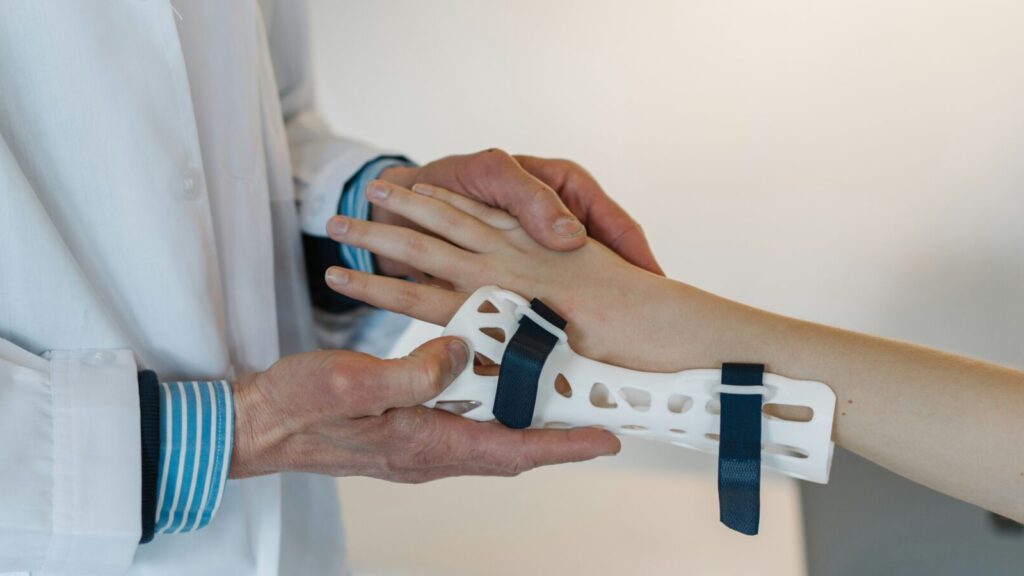 Lake Cowichan council approves bylaw amendment for clinic