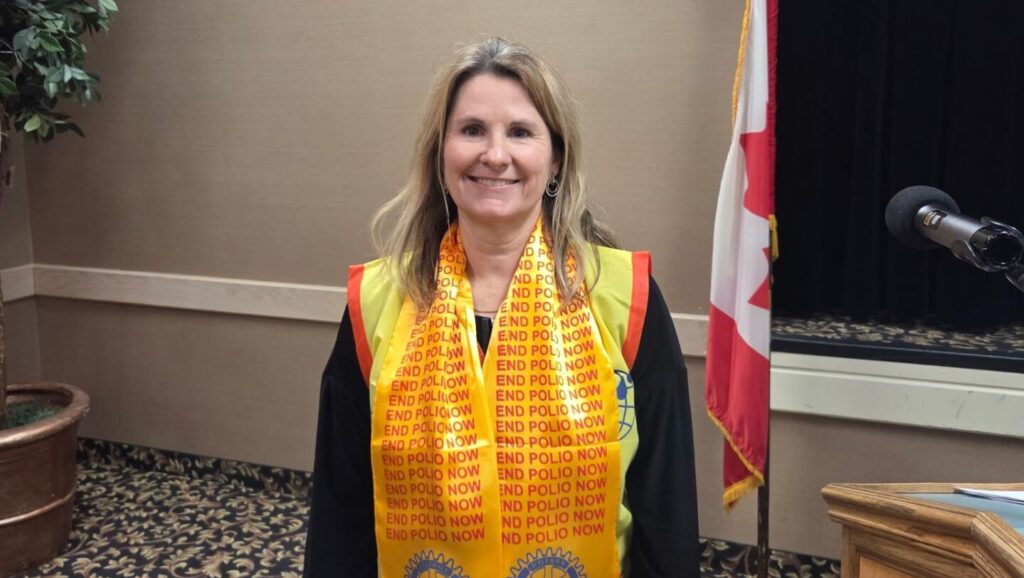 Local Rotary Club members raise awareness for World Polio Day