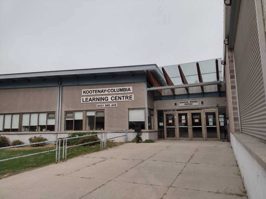Kootenay-Columbia school district enrollment matches projection