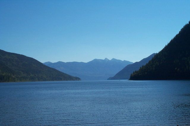 Residents raise concerns over proposed Slocan Valley gravel mine