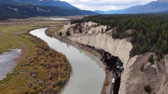 RDEK orders evacuation for 5 properties on Fenwick Road