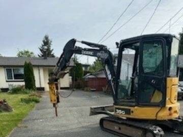 Campbell River RCMP on the lookout for stolen excavator