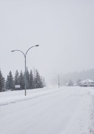 Environment Canada says sudden snow squall could hamper after work traffic in PG