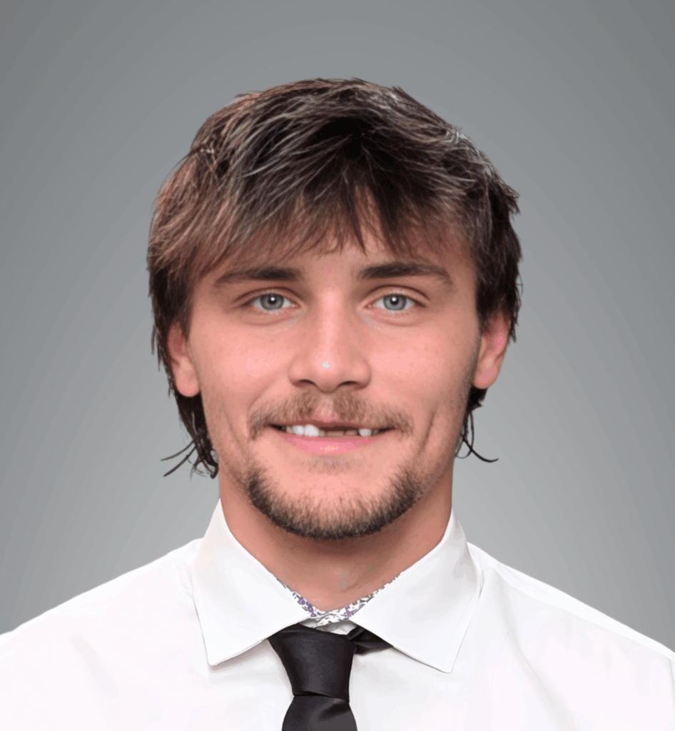 Colton Whitfield’s dramatic rise results in scholarship