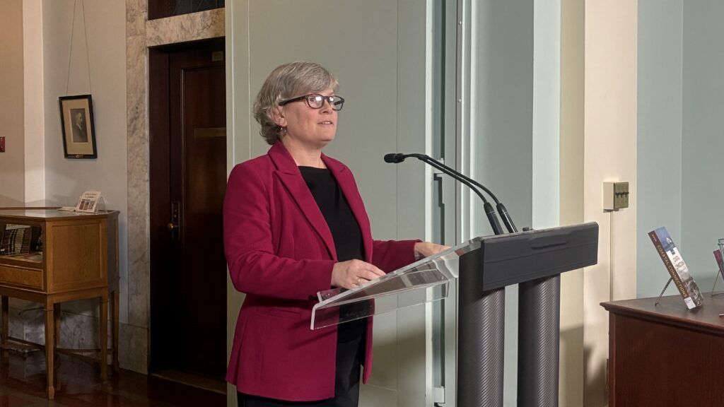 B.C. to centralize some health authority services in new standalone agency