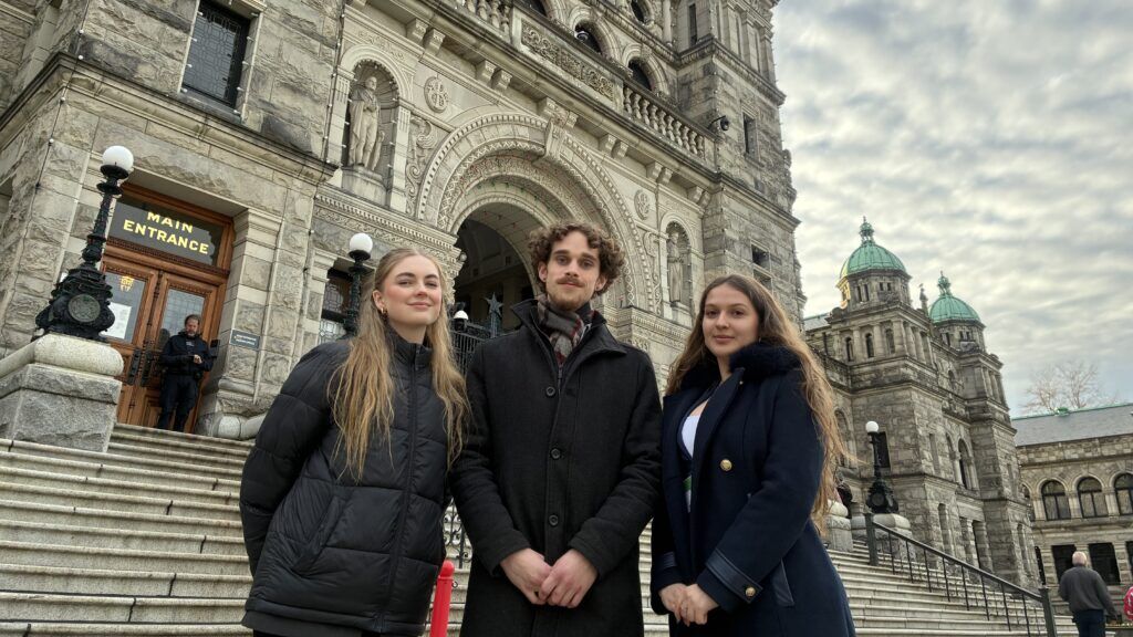 Youth parliament returns to B.C. legislature, marking a century-old tradition