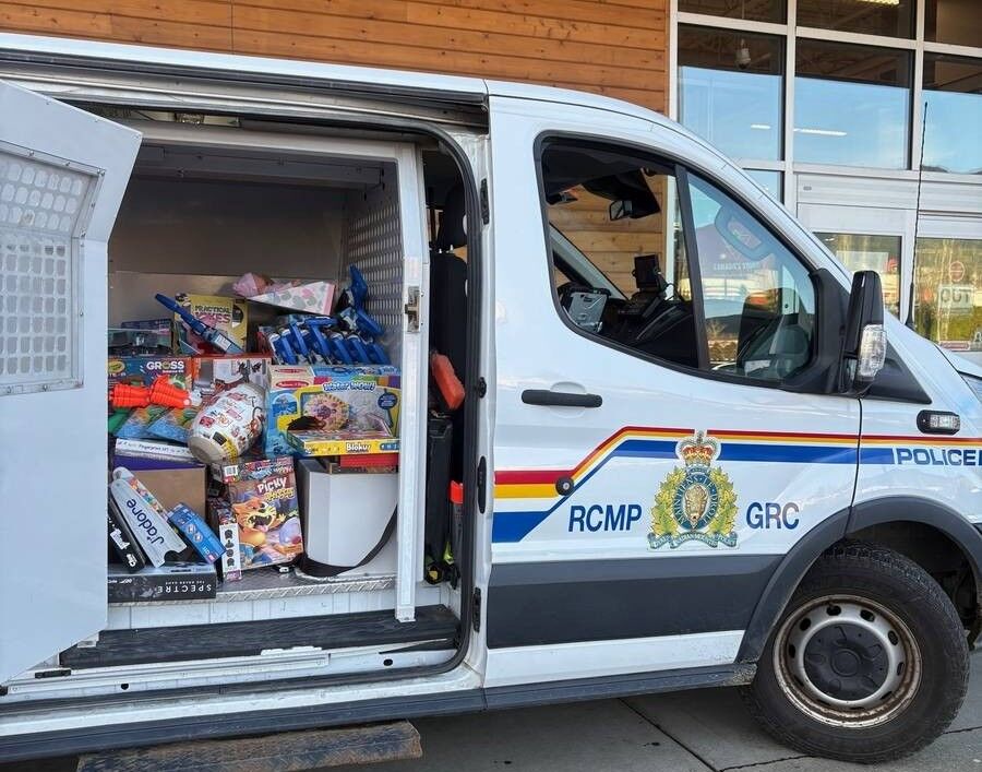 Holiday food and toy drives bring big community support in Cowichan Valley