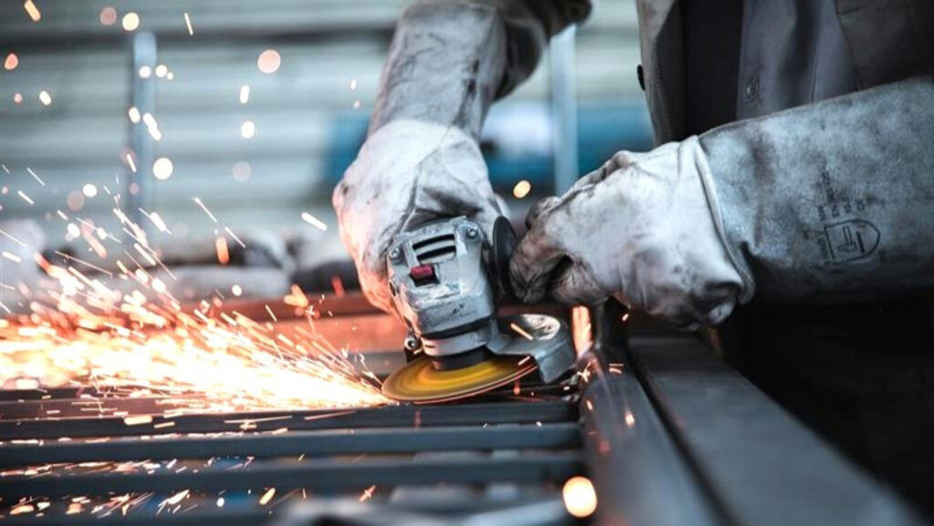 B.C. added 6,200 jobs in November as youth employment makes gains