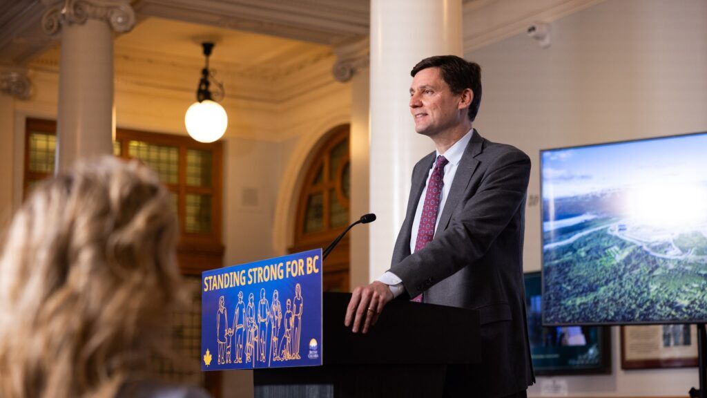 Eby pushes refinery expansion over new pipeline