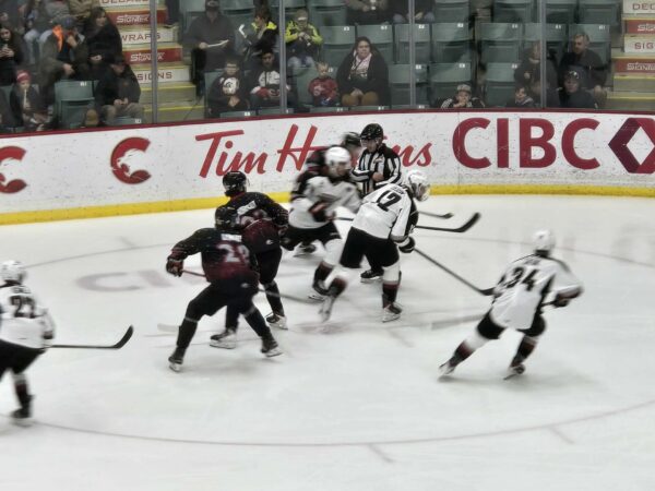 Cougars four-goal second period topples struggling Giants