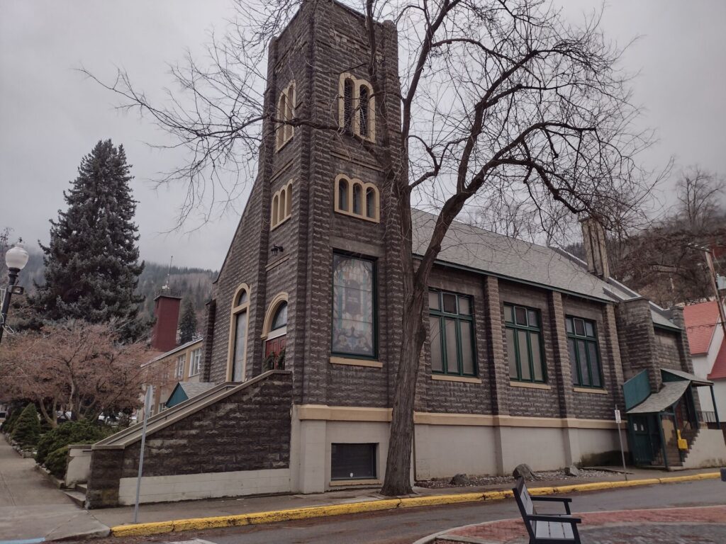 Trail overnight shelter dilemma still unsolved