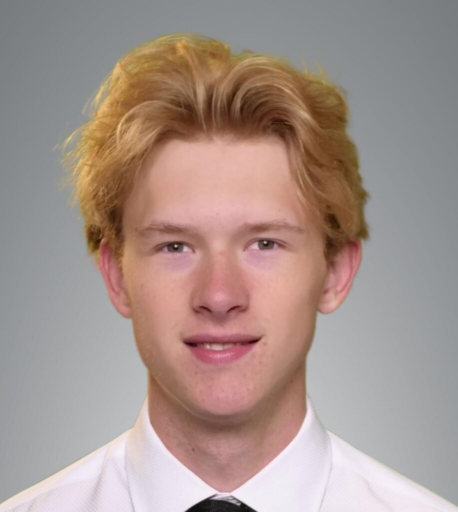 Ex-Smoke Eater Kendrick kicking it up in NCAA