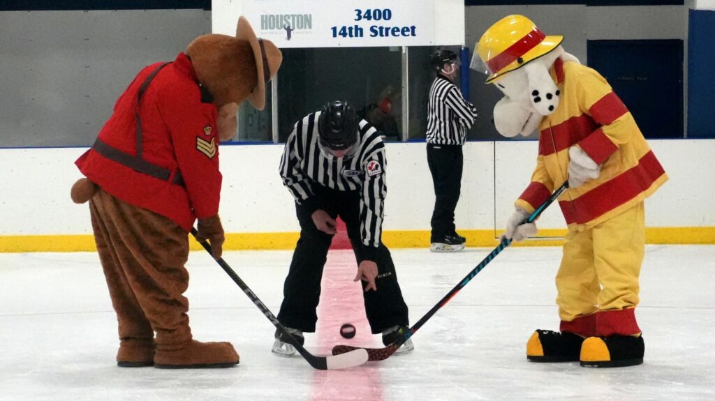 Houston RCMP beat Fire Department in Guns vs Hoses game
