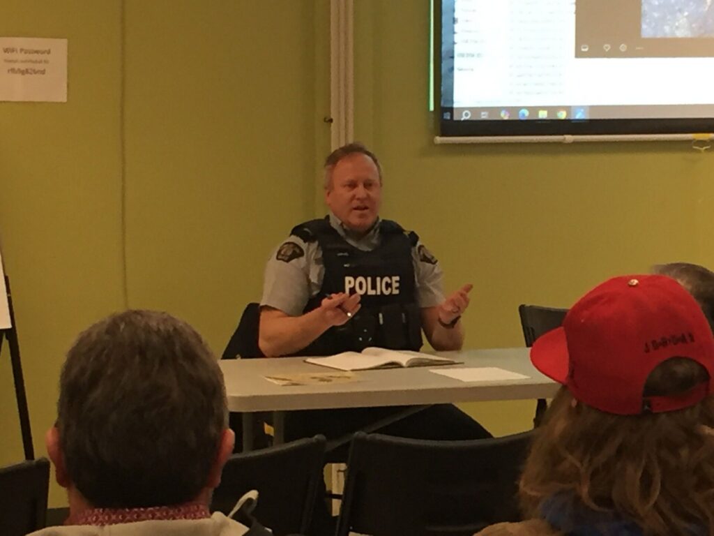 Williams Lake Downtown business safety discussed with RCMP