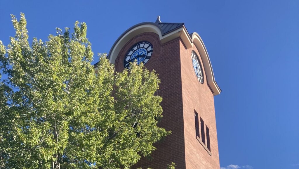 Cranbrook sets preferred time change outcome ahead of RDEK discussion