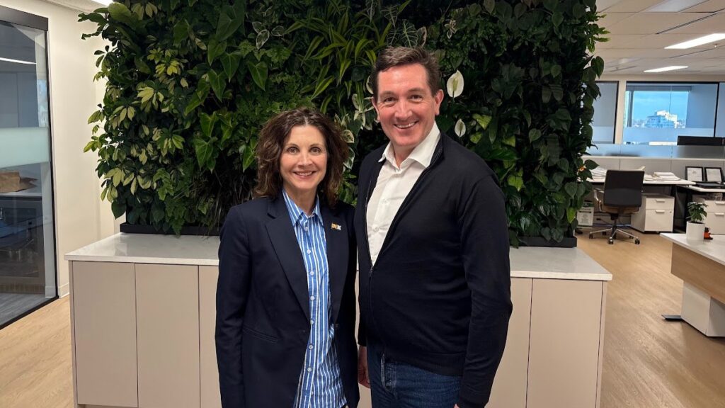 Conservative leadership candidate and OneBC sign “Unite the Right” accord