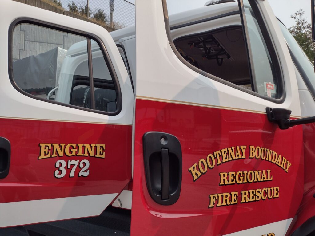 Fire damages commercial building in Rossland