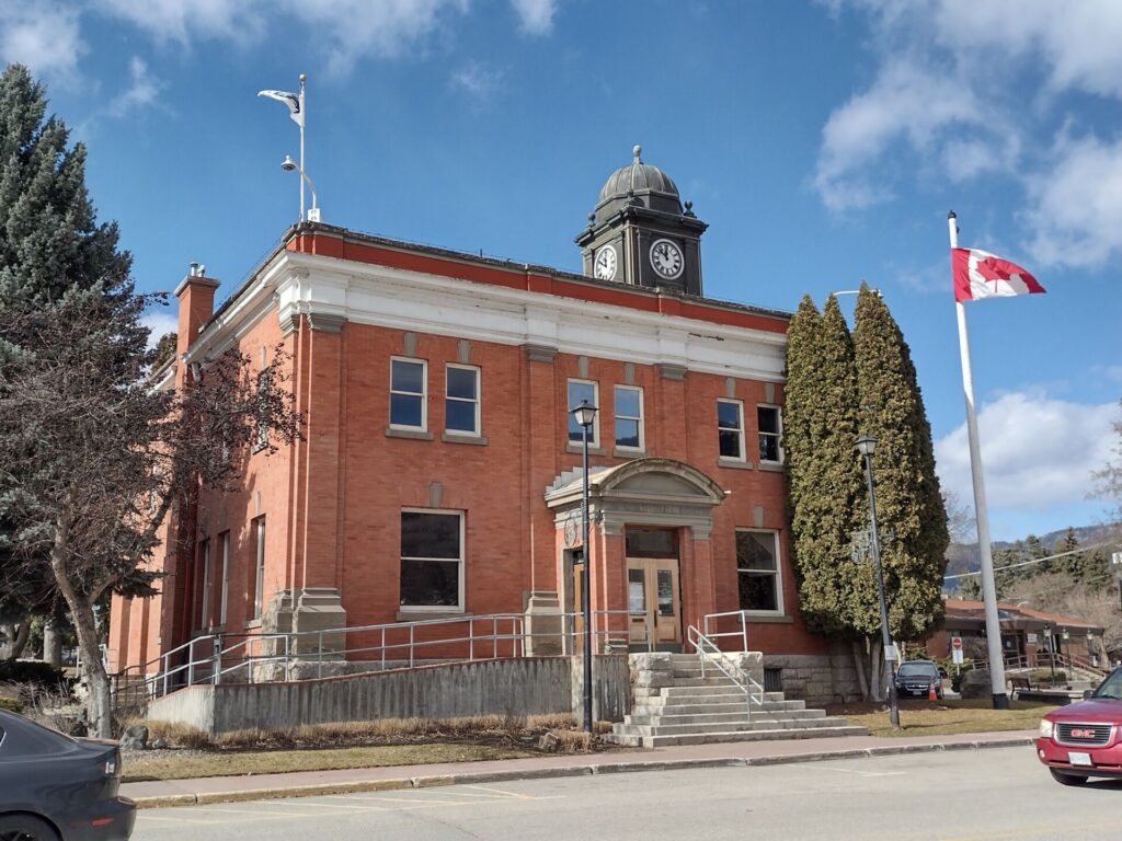 Grand Forks to allow pesticide use for noxious weeds