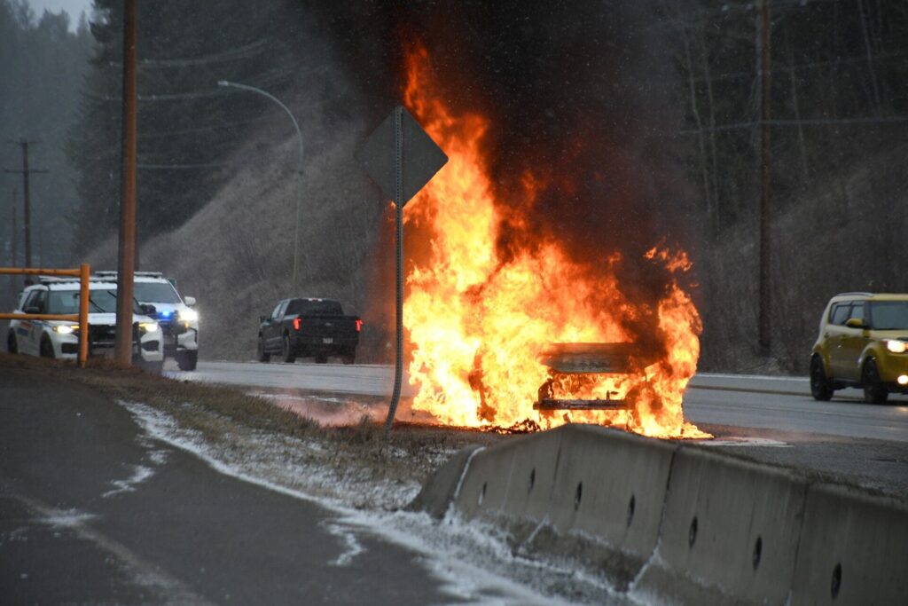 Vehicle destroyed by fire in Quesnel